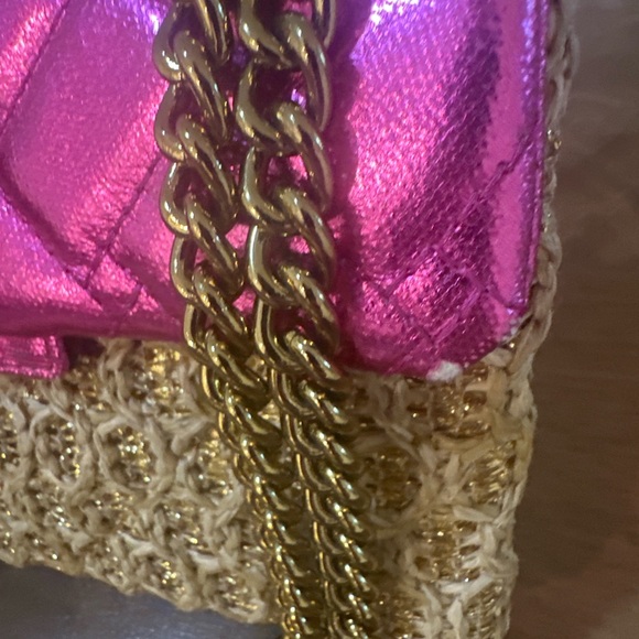 Kurt Geiger Pink and Gold Chain Shoulder Bag - Picture 4 of 5